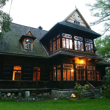 Dom Muzealny Ornak Bed & Breakfast *